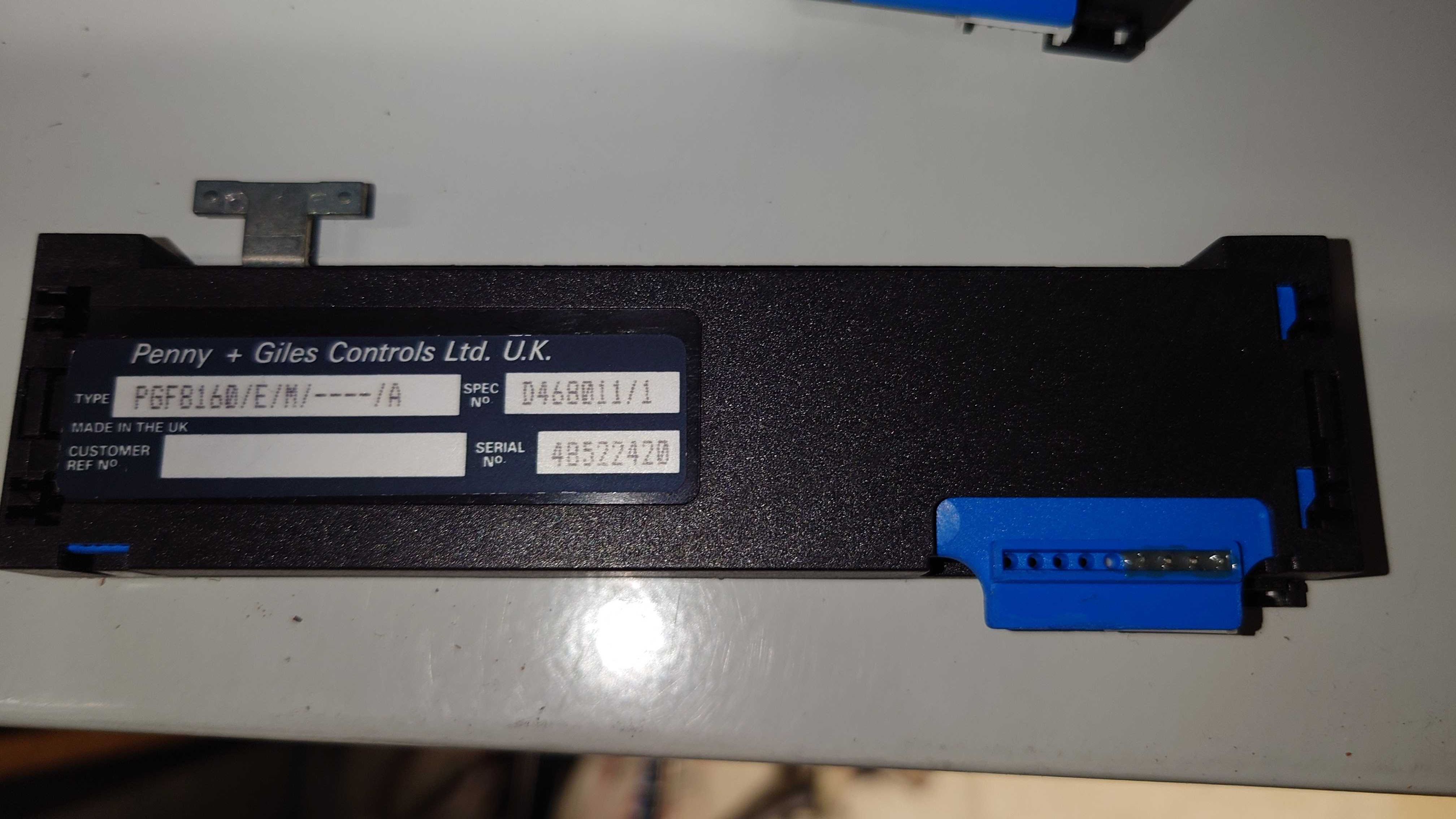 Faders Penny and Giles P&G PGF 8160 e 8120