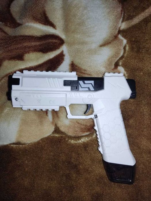 Водяной пистолет электрический