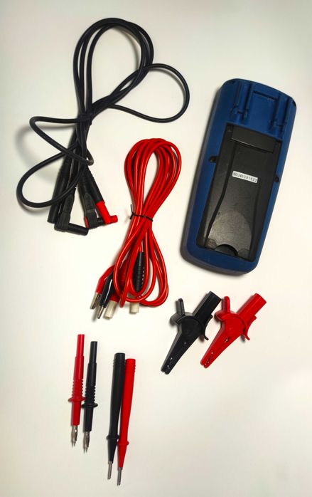 Przemysłowy multimetr CEM DT-9979 IP67 profesjonalny