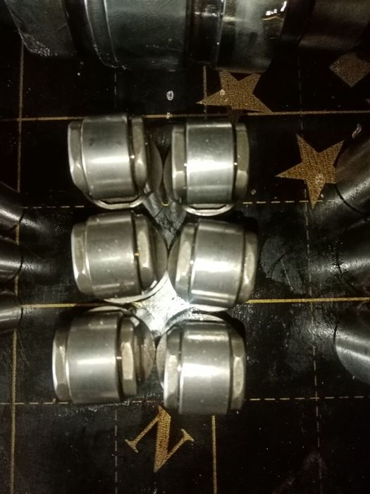 Толкателі штовхачі на Даф хф 105 xf Daf.