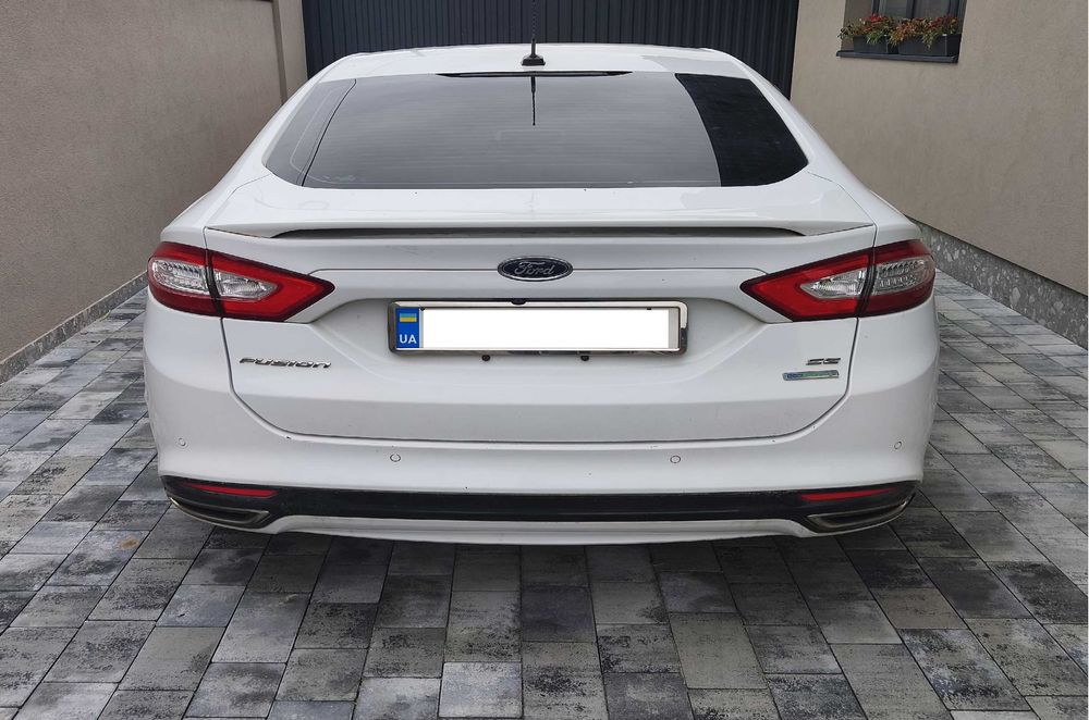 Ford Fusion 2016