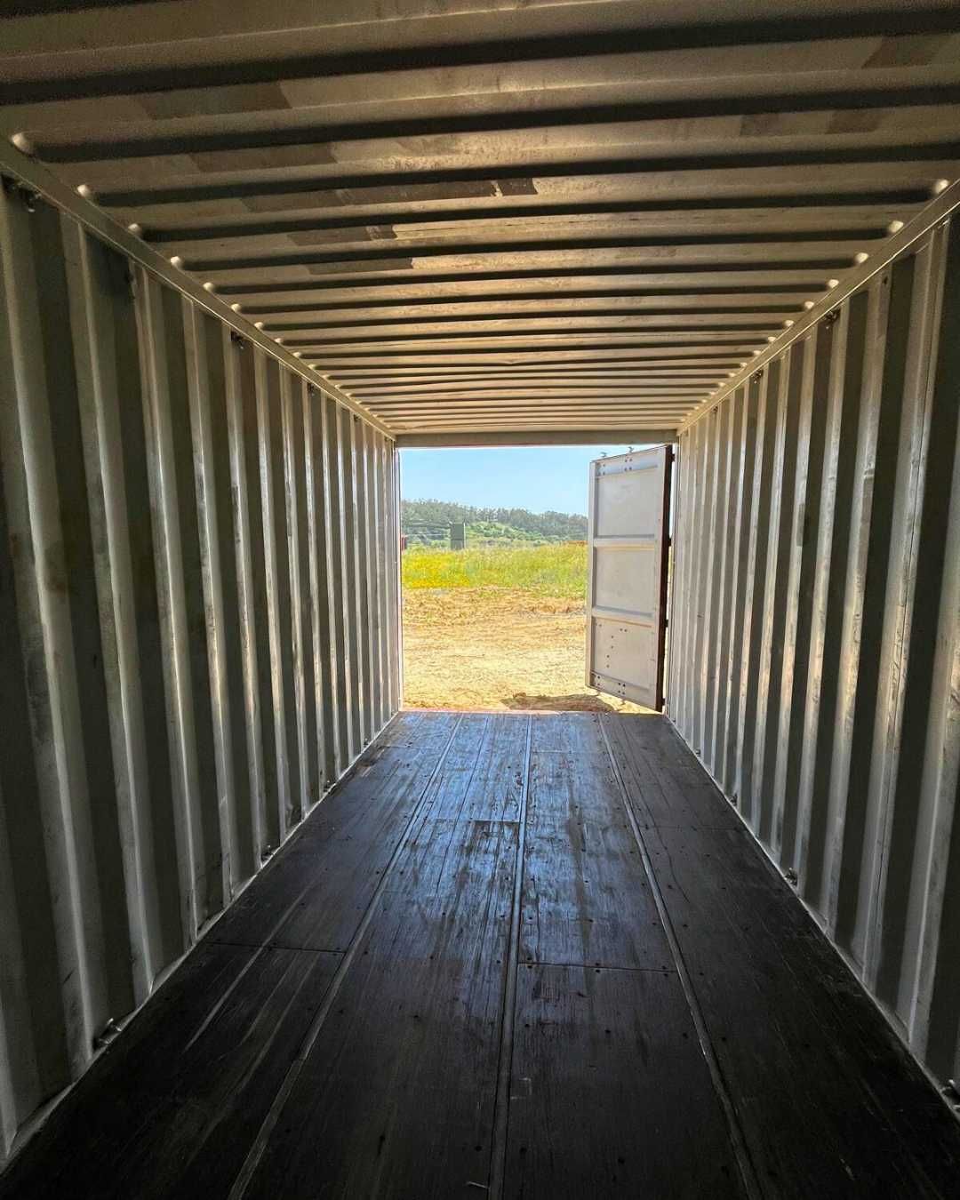 Contentor Marítimo 20' (6 metros) - Com Transporte Incluído!