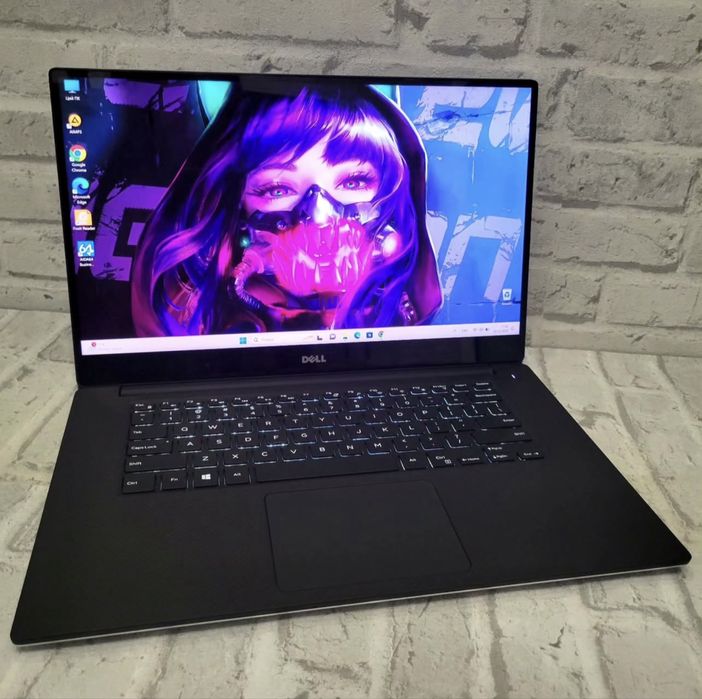 Потужний ігровий ноутбук Dell Precision 5520 у гарному стані
