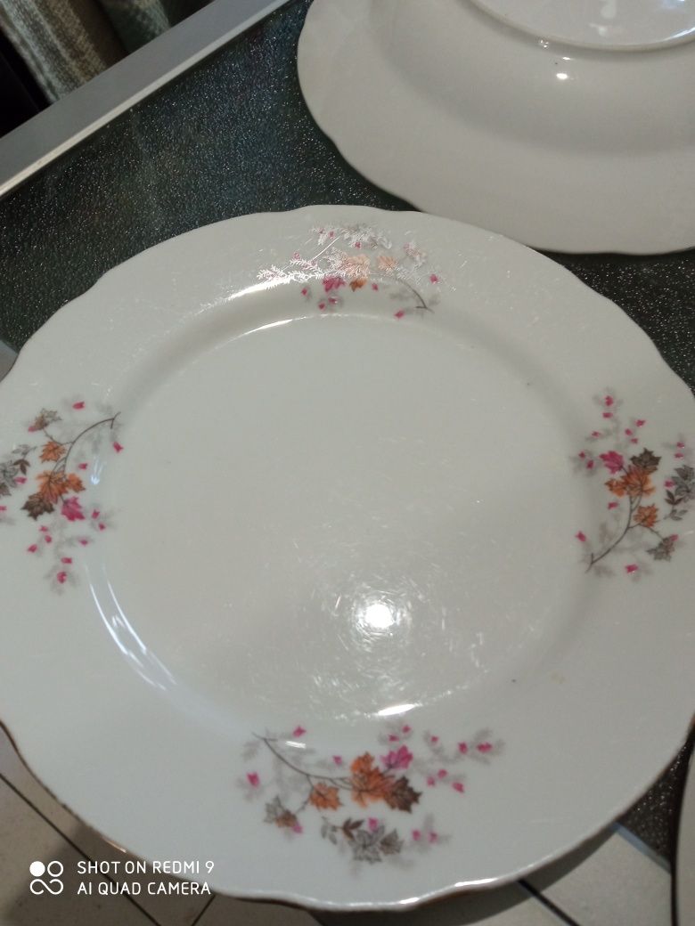 Продам излишки посуды, тарелок и тд