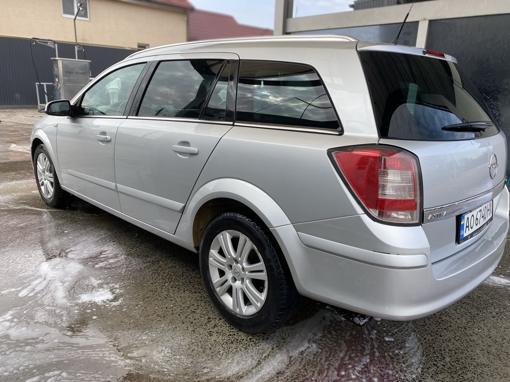 Opel astra h 2009