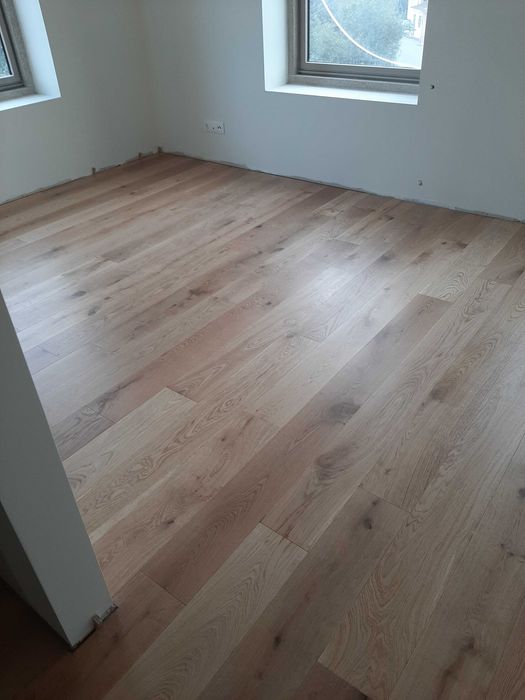 Pisos em madeira, flutuantes e vinilicos