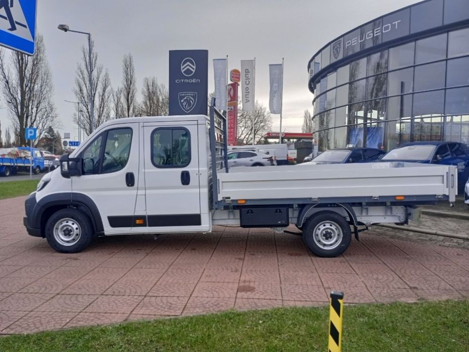 Opel Movano  Podwójna kabina skrzynia otwarta 3600x2200x400 2.2D 180KM