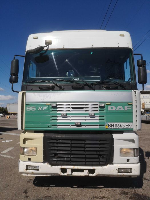 ПРОДАМ ТЯГАЧ DAF XF95 Євро2 2000рік+ Причіп Kogel