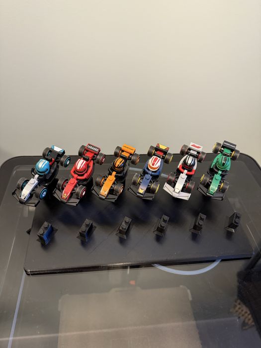 Stojak do kolekcji LEGO ICONS 71049 Formula 1