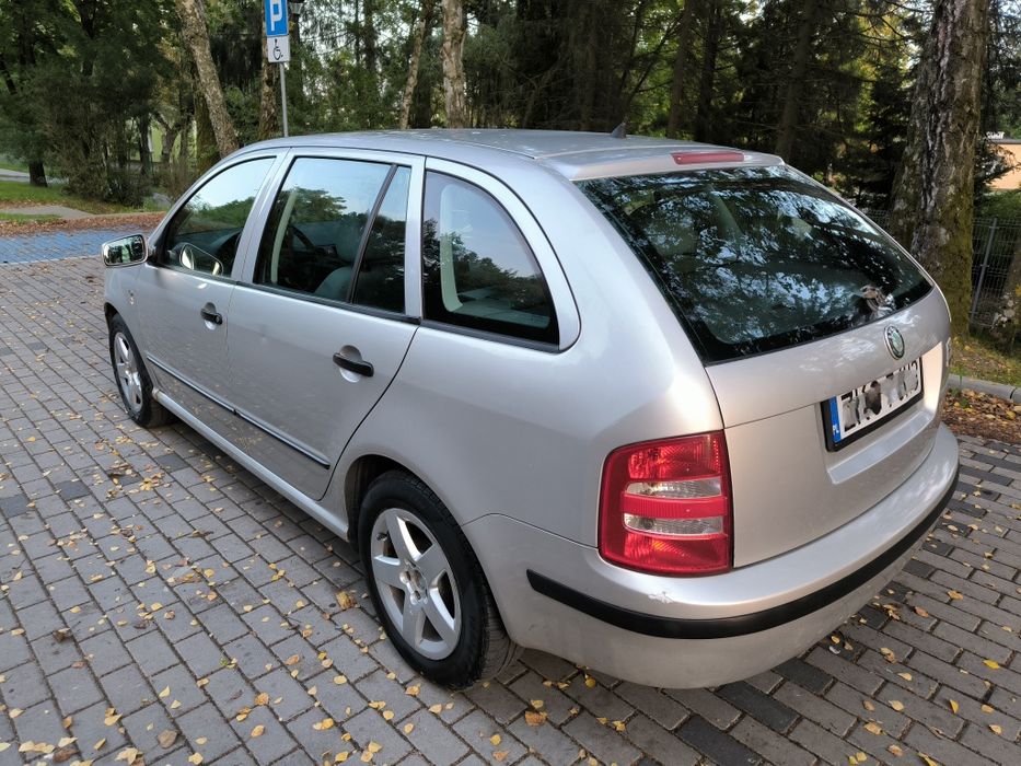 Skoda Fabia 1,4 kombi zadbana /mały przebieg/ przegląd na rok