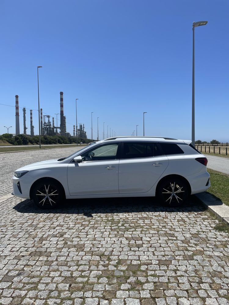 MG MG5 Luxury 51kwh
