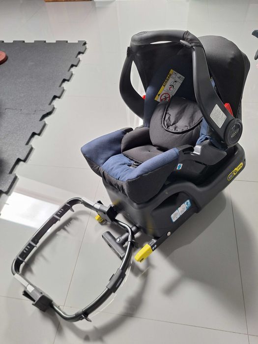 Wózek Graco 3w1. Spacerówka, gondola, fotelik z bazą i parasolka.