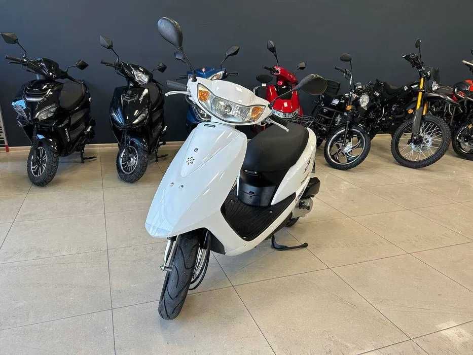 Японский скутер HONDA DIO AF68 купить в Артмото Хмельницький