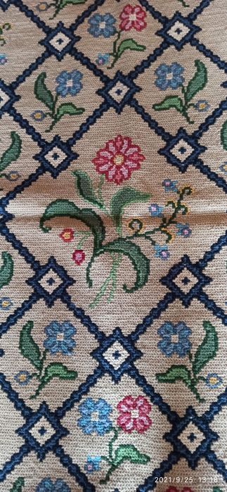 Carpete nova de arraiolos