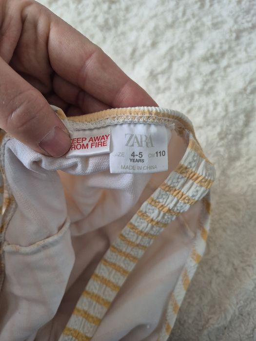 Strój kąpielowy Zara rozmiar 110 cm.