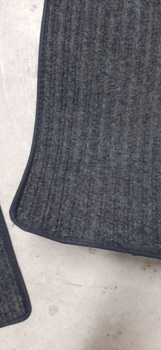 Tapetes novos  para interior de carro