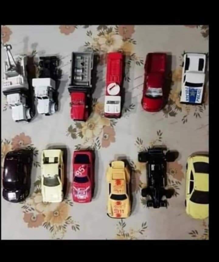 Vários carros