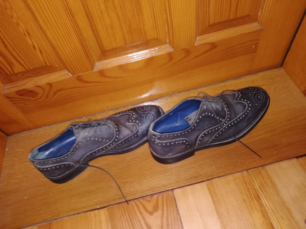 Взуття чоловіче мешти 180гр +-45 розмір .