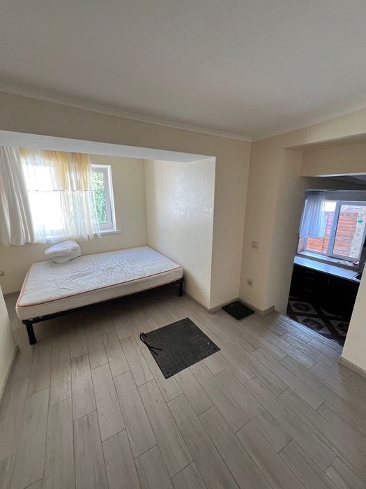 Аренда 3к дом центр города. Вверх Артёма