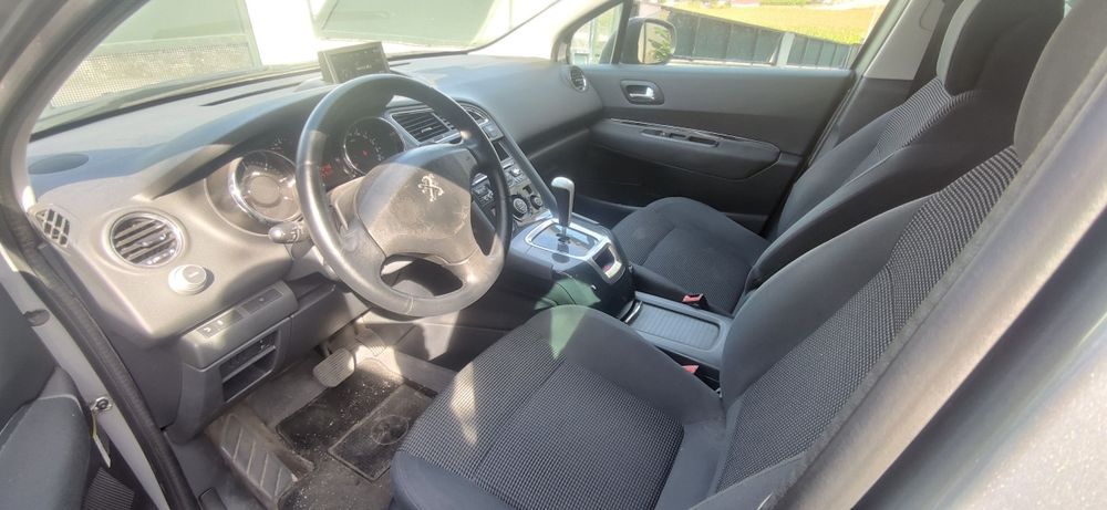 Peugeot 5008 1.6 BlueHdi Automática 7 Lugares