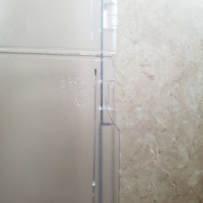 Барная стойка с встроенным холодильником и 3 барных стула