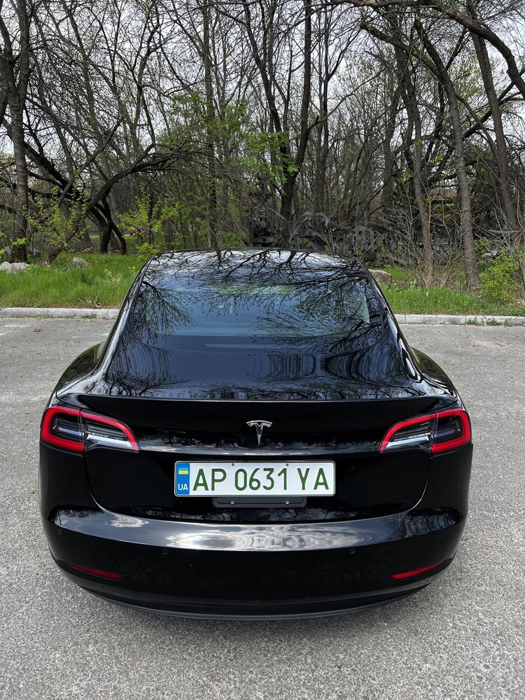 Tesla model 3 prefomance 2019