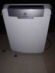 Oczyszczacz powietrza electrolux eap300