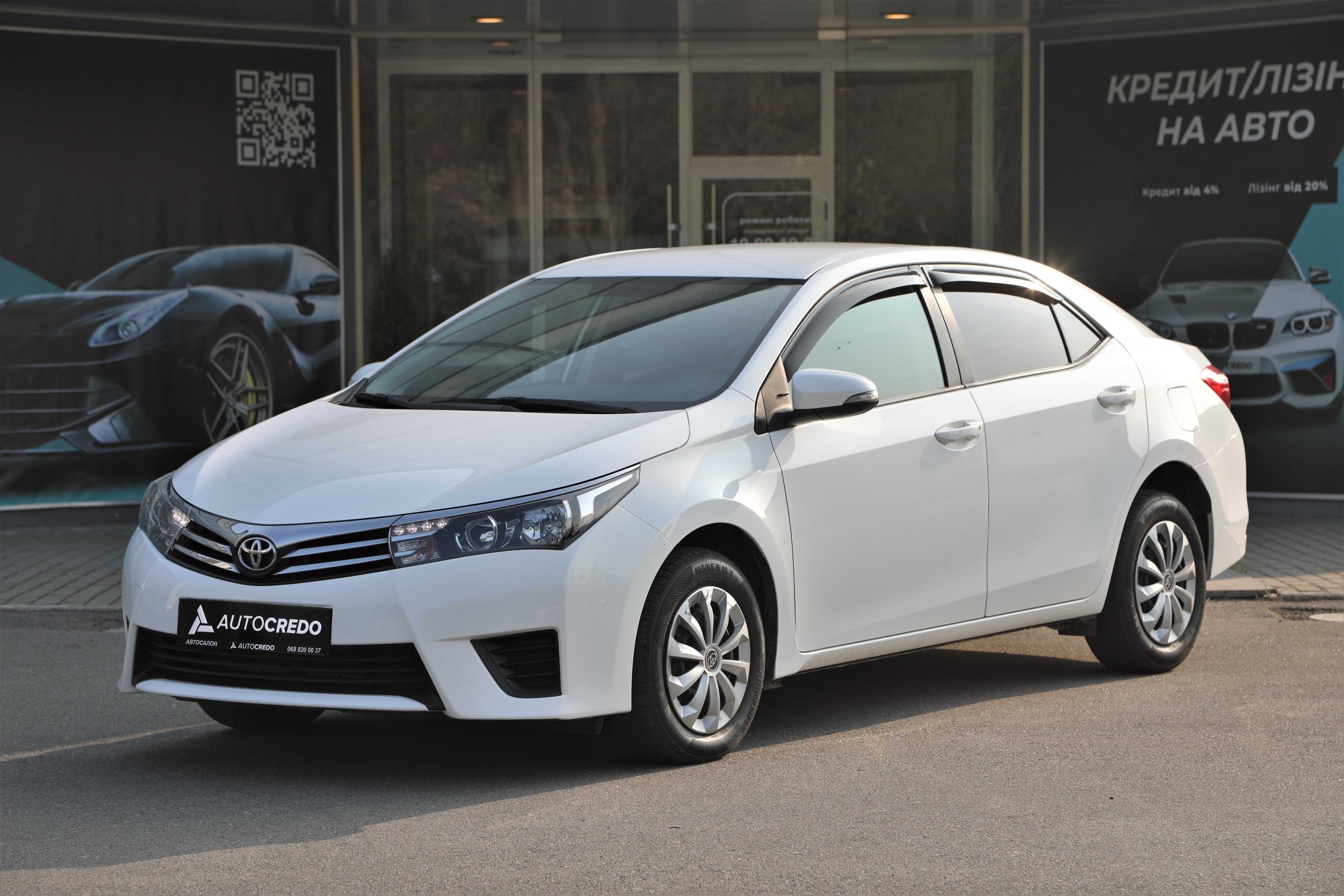 Офіційний Toyota Corolla 2014 року
