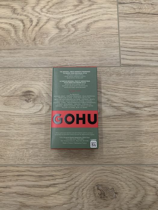 Nowe pudełko po perfumach Hugo Man