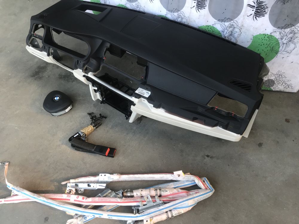 Deska kokpit konsola airbag pod Head Up BMW f07 gt5 Orginal !