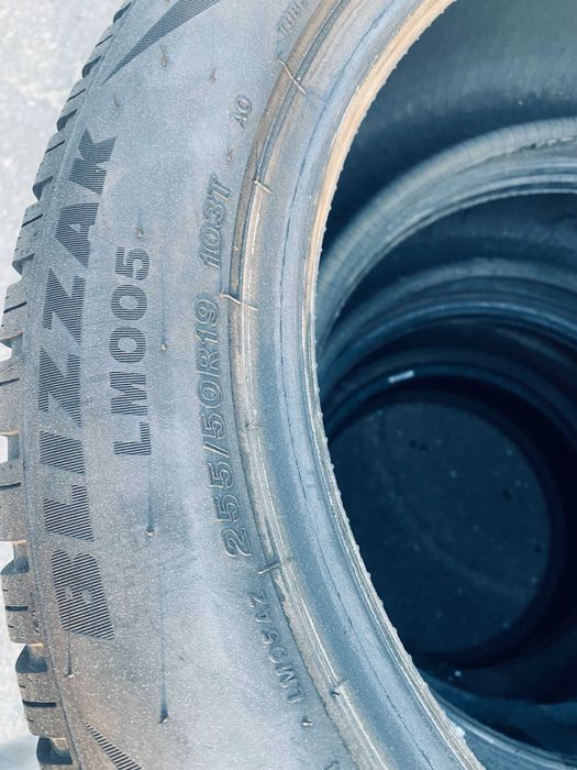255 50 19 Bridgestone 80% 2023 рік