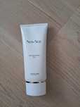 Odnawiający peeling  do twarzy NovAge