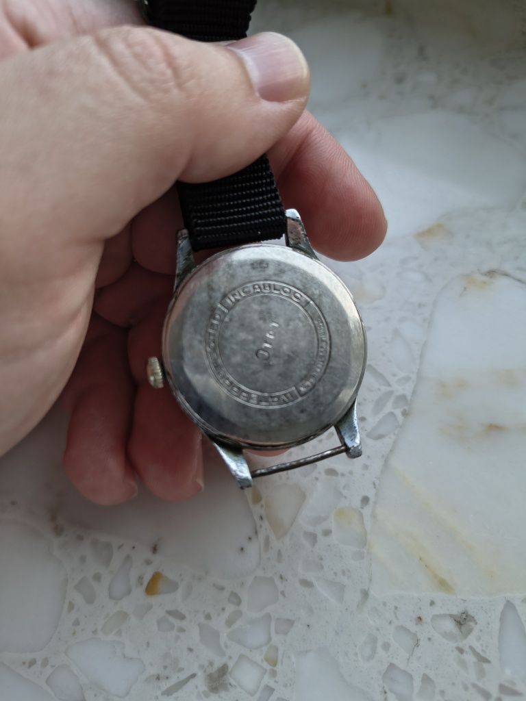 Zegarek militarny Egona vintage field watch tissot doxa