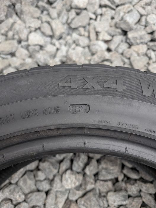 Комплект зимових шин Continental 255/50 R19 255*50 19 4*4 WinterContac