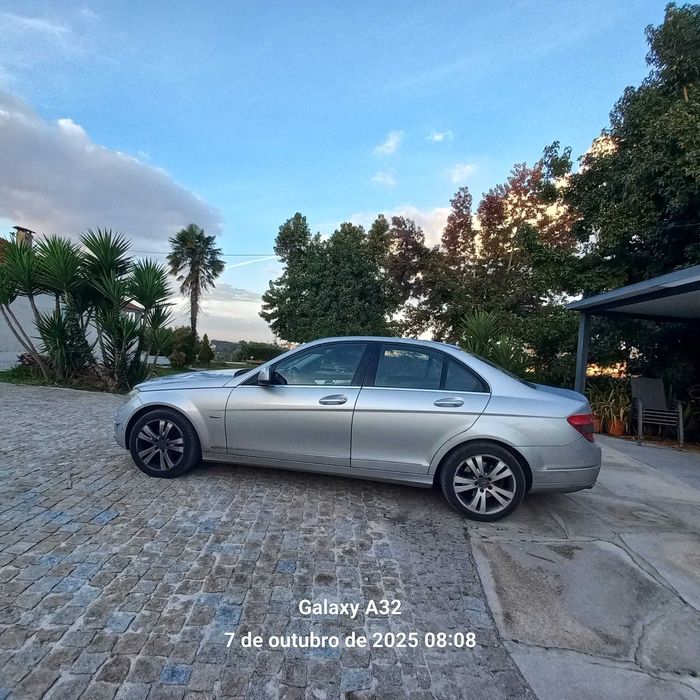 Mercedes Benz C220d manual - w204 - (PREÇO FIXO)
