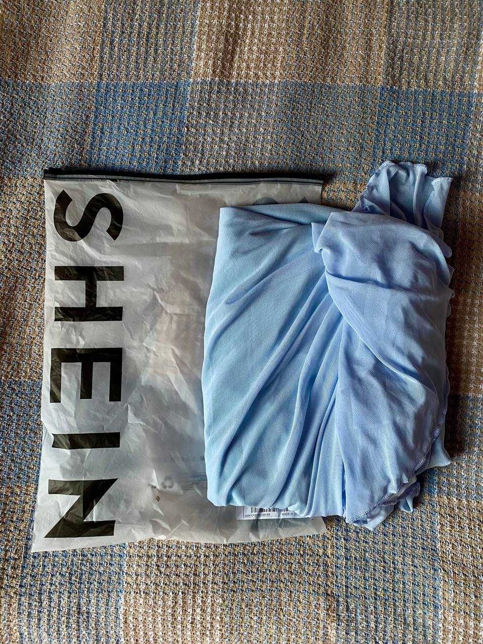 Блакитна сукня SHEIN однотонна з асиметричним низом і оборкою