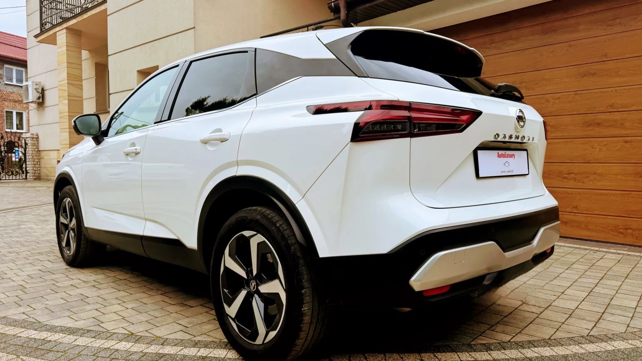 Nissan Qashqai Headup / grz.szyba,kier / kam360 / Virtual / HAK