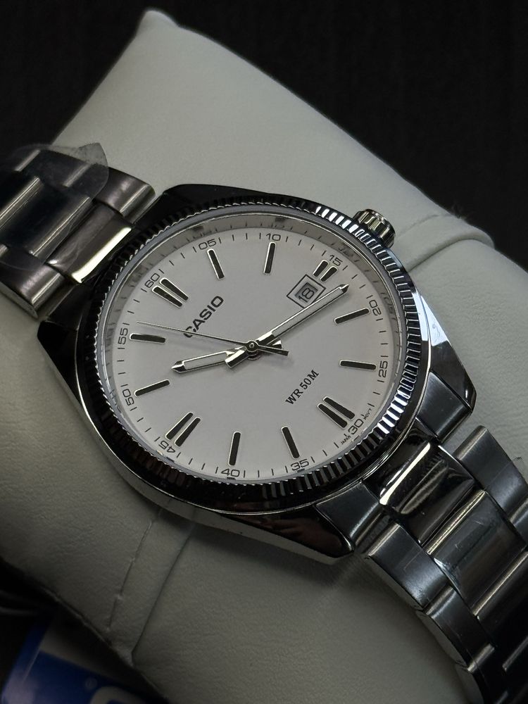 Чоловічий годинник Casio MTP-1302D-1A2 , MTP 1302 7A1 оригинал