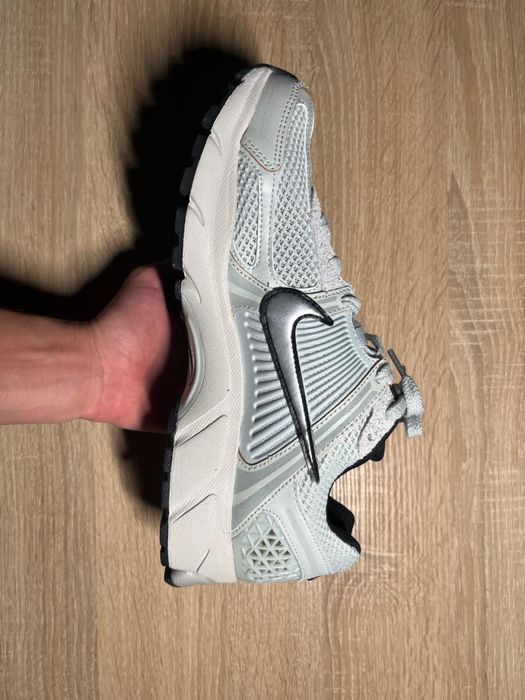 Nike air zoom vomero 5