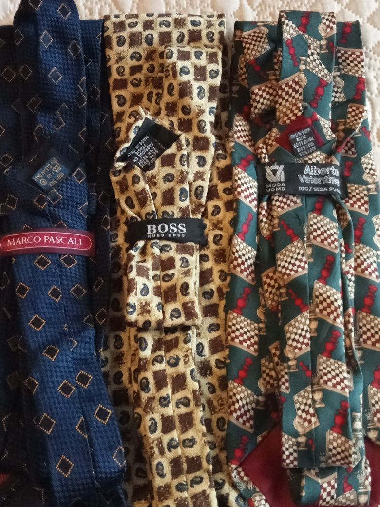 Sete gravatas de marca em excelente estado