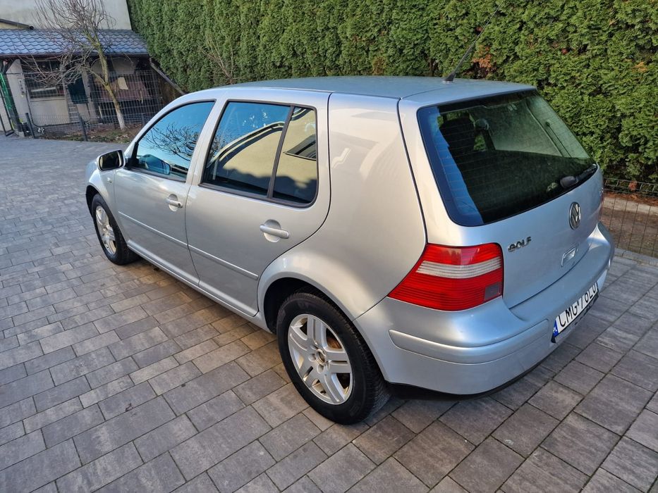 Vw Golf IV 4 1.9TDI 2003R zadbane autko prywatne