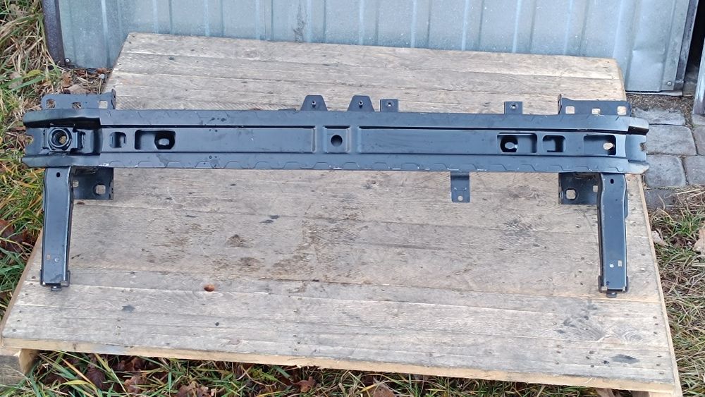 VW Passat B8 LIFT 3G0 Belka zderzaka przedniego