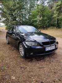 BMW Seria 3 BMW 320i e90