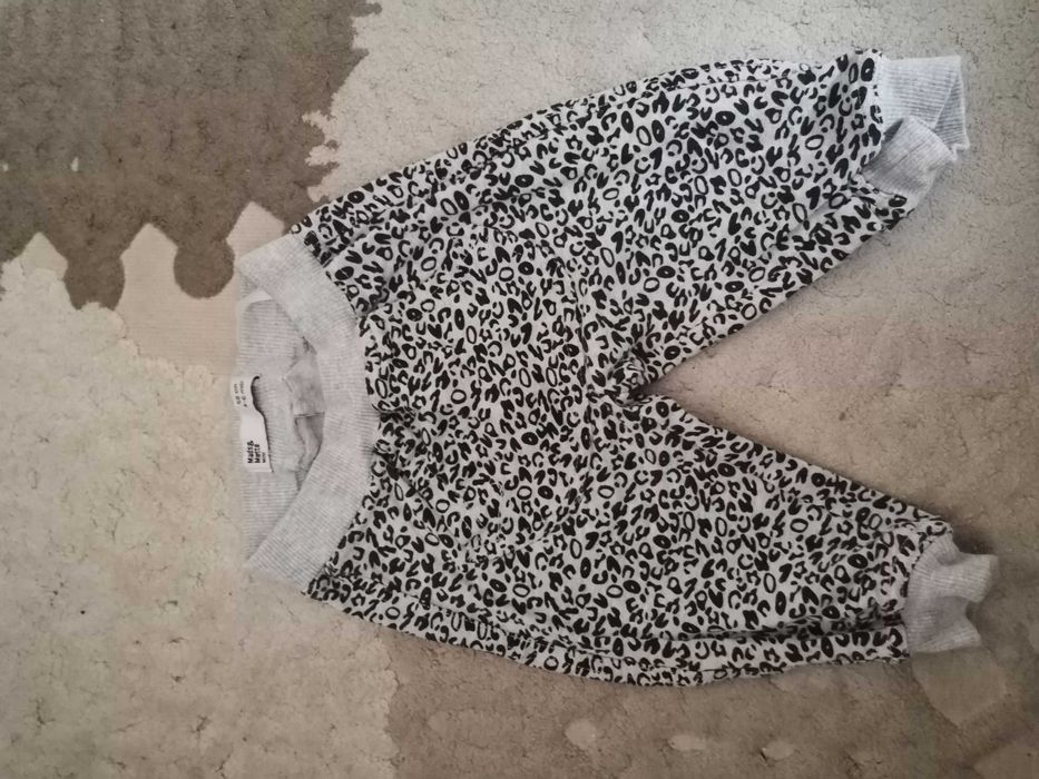 Spodenki niemowlęce firm Mads&Mette Mini roz 68