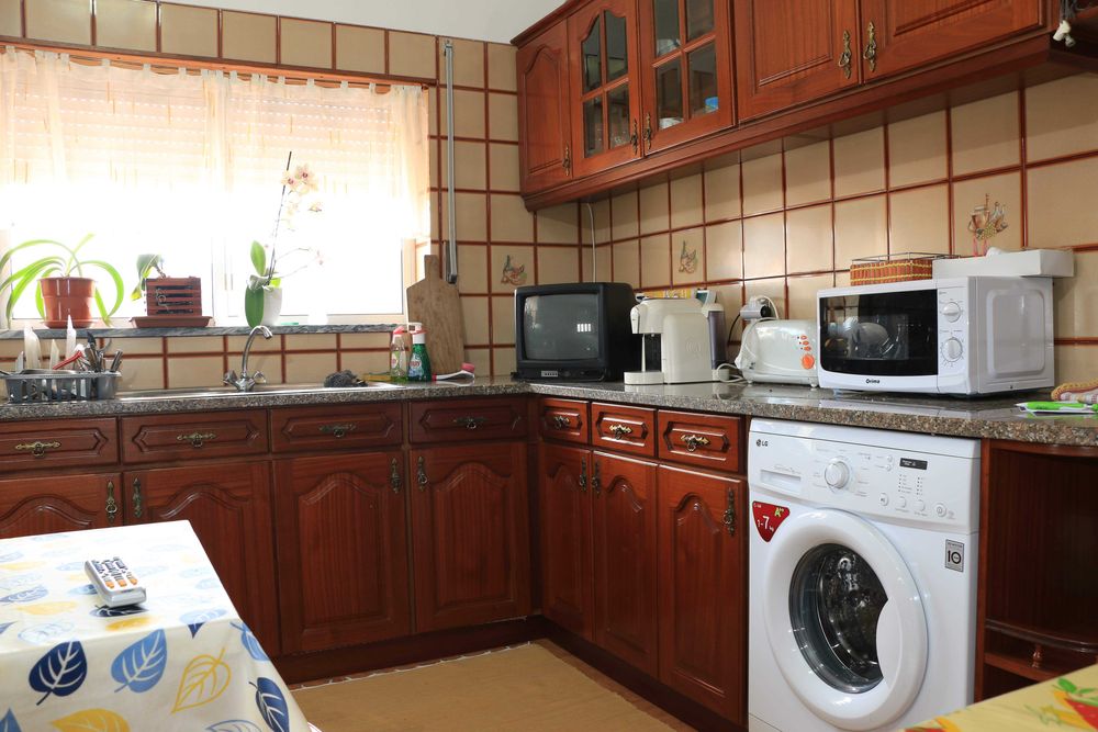 Arrenda-se quarto a estudante do ISEC ou Polo2