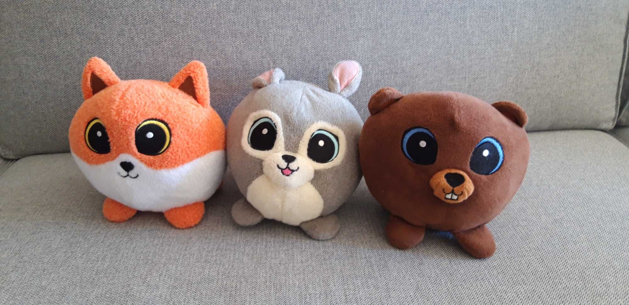 Conjunto de peluches.
