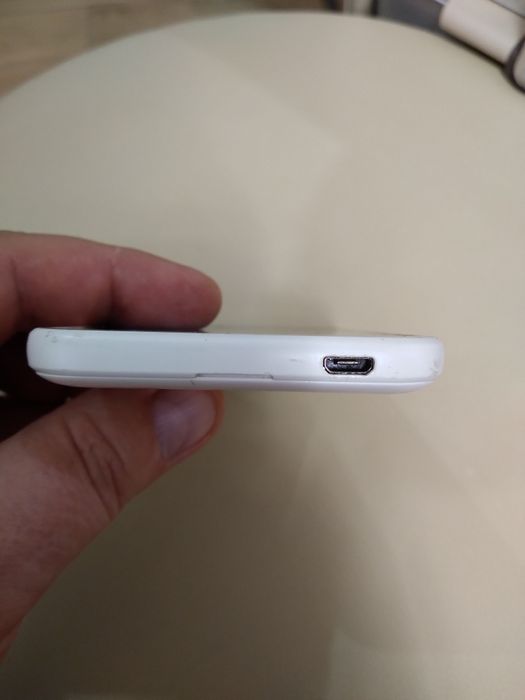 Смартфон HTS Desire 510 на запчастини чи під відновлення.