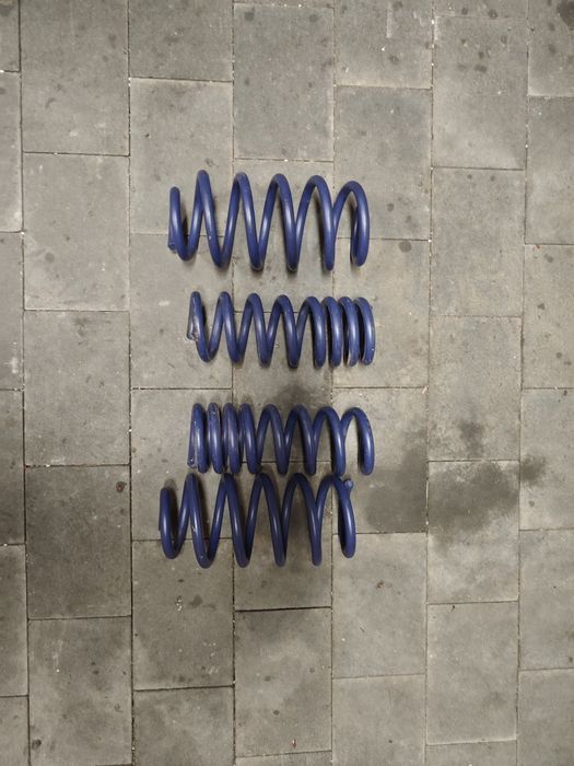 Sprężyny obniżające chrysler 300c/Lancia Thema/Dodge