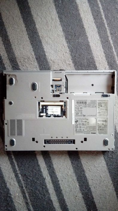 DELL Latitude D620 (para peças)