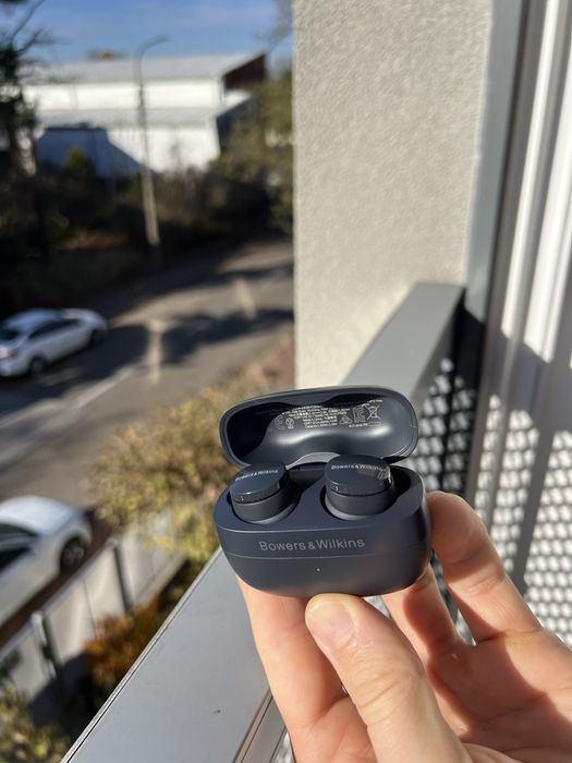 Навкшники Bowers & Wilkins Pi6 чорні